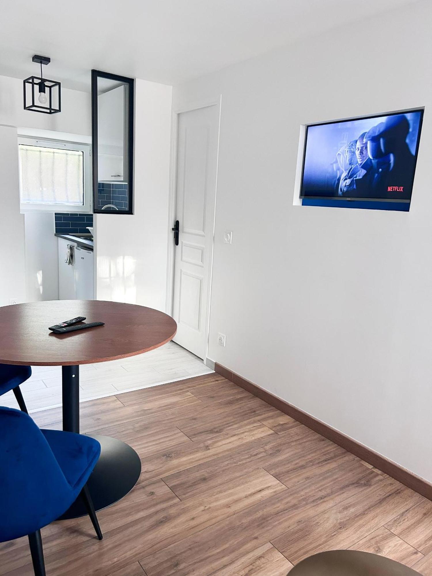 Cosy Proche De Roissy Cdg Paris, Parc Asterix I Aeroville I Parc Des Expo I Villepinte Apartment